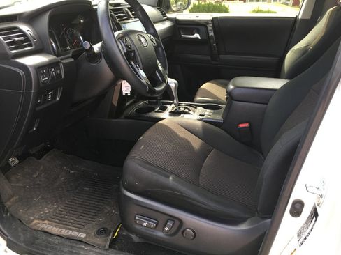 Used 2020 Toyota 4Runner TRD Off-Road w/ Wilderness Package AWD/4WD image 4
