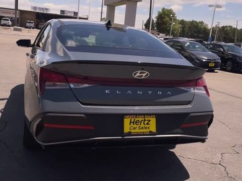 Used 2026 Hyundai Elantra Sport FWD image 8