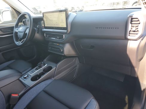 Used 2025 Ford Bronco Sport Outer Banks w/ Outer Banks Tech Package+ image 18