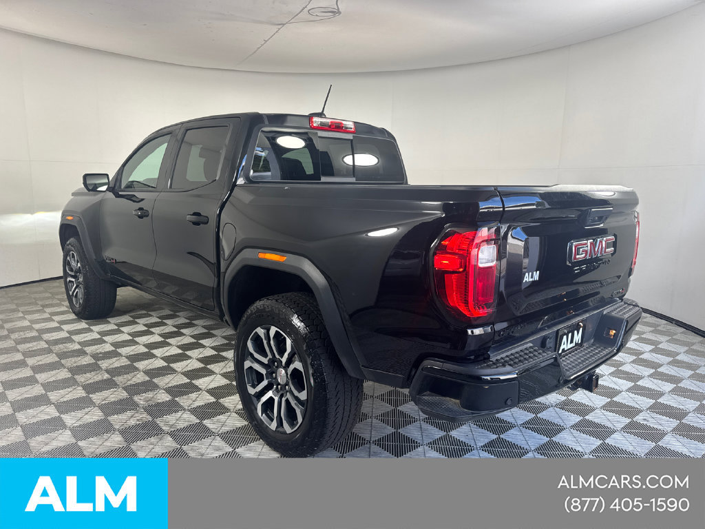 Used 2024 GMC Canyon AT4 w/ Technology Package AWD/4WD image 9