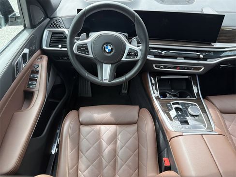 Used 2025 BMW X5 xDrive40i image 16