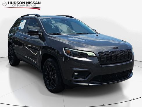 Used 2023 Jeep Cherokee Altitude Lux AWD/4WD image 1