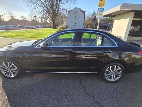 Used 2017 Mercedes-Benz C 300 4MATIC Sedan image 14
