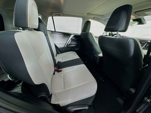 Used 2017 Toyota RAV4 XLE image 34