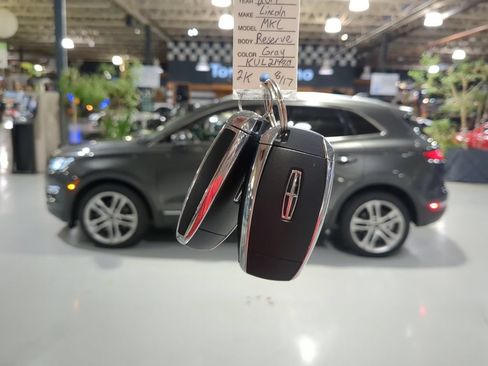 Used 2019 Lincoln MKC Reserve w/ MKC Climate Package AWD/4WD image 4