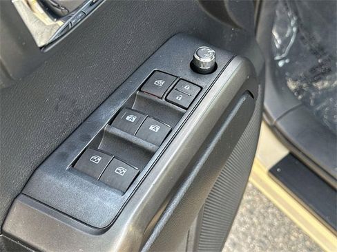 Used 2018 Toyota Tacoma TRD Off-Road image 20