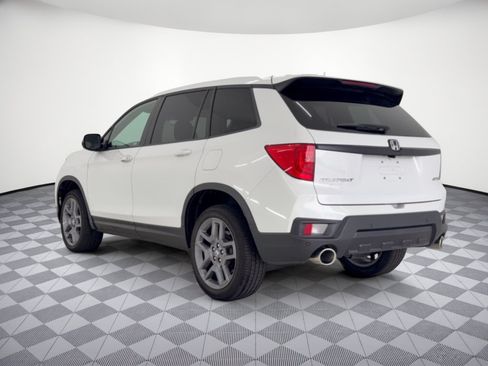 Used 2023 Honda Passport EX-L image 3