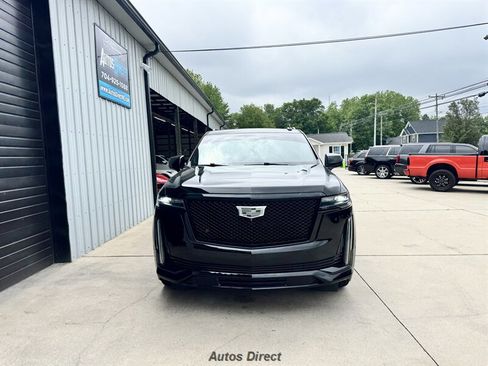 Used 2021 Cadillac Escalade Sport w/ Driver Assist Tech Package AWD/4WD image 3
