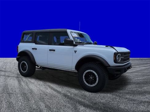 Certified 2022 Ford Bronco 4-Door w/ Sasquatch Package AWD/4WD image 2