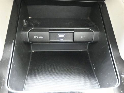 Used 2020 Kia Telluride S w/ S 8 Passenger Seating Package image 31