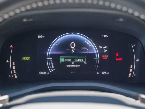 Used 2025 Toyota Camry SE FWD image 23