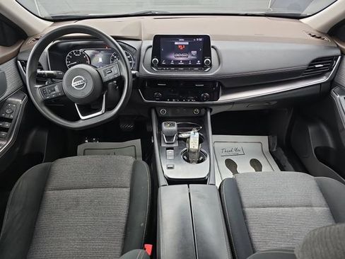 Used 2021 Nissan Rogue SV image 21