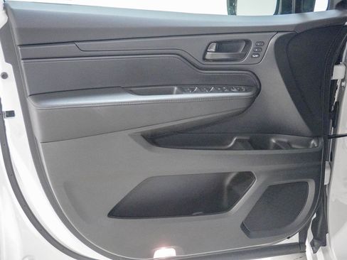 Certified 2026 Honda Odyssey Sport-L image 17