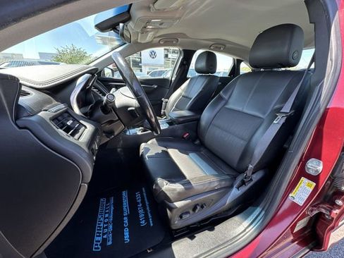 Used 2016 Chevrolet Impala LT w/ Convenience Package FWD image 18