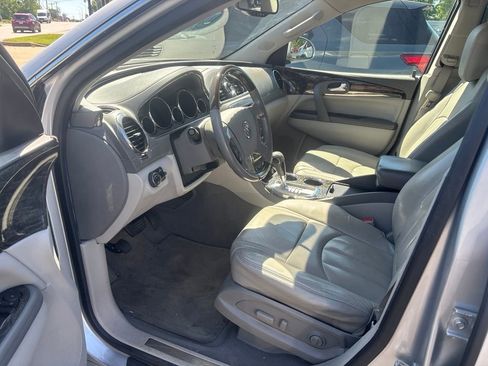 Used 2014 Buick Enclave Leather AWD/4WD image 16
