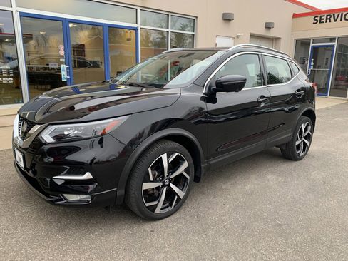 Used 2020 Nissan Rogue Sport SL w/ Premium Package AWD/4WD image 1