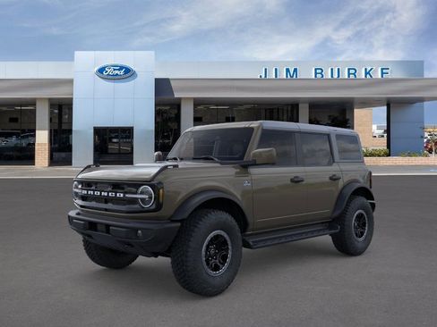 New 2026 Ford Bronco Outer Banks AWD/4WD image 1