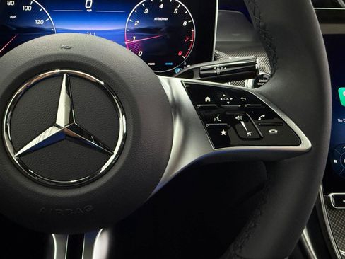 New 2026 Mercedes-Benz GLC 300 image 27