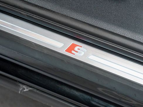 Used 2024 Audi Q3 2.0T Premium Plus w/ Premium Plus Package image 20