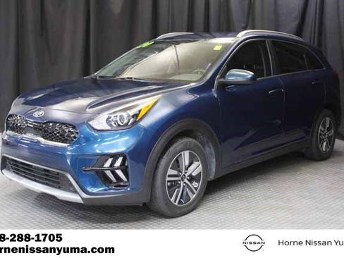 Used 2020 Kia Niro LXS image 3