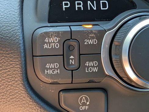 New 2026 RAM 1500 4x4 Crew Cab image 25
