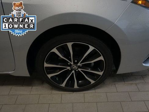 Used 2019 Toyota Corolla L image 14