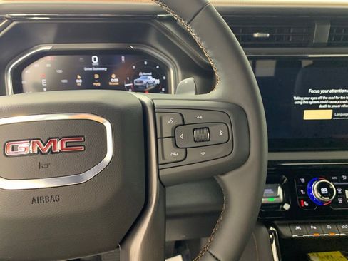 New 2026 GMC Sierra 1500 AT4 w/ Technology Package image 18