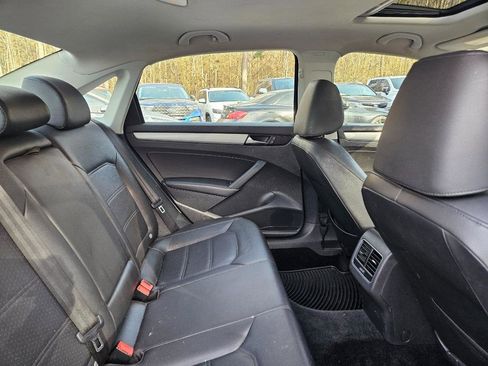 Used 2013 Volkswagen Passat 2.5 SE image 31