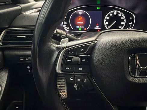 Used 2018 Honda Accord Sport image 23