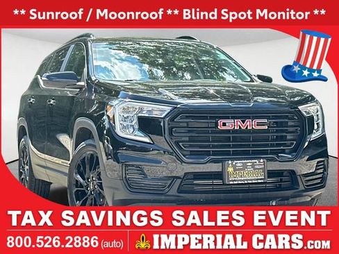 Used 2023 GMC Terrain SLE w/ Driver Convenience Package AWD/4WD image 1