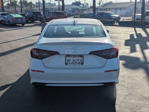 Certified 2025 Honda Civic Sport image 17