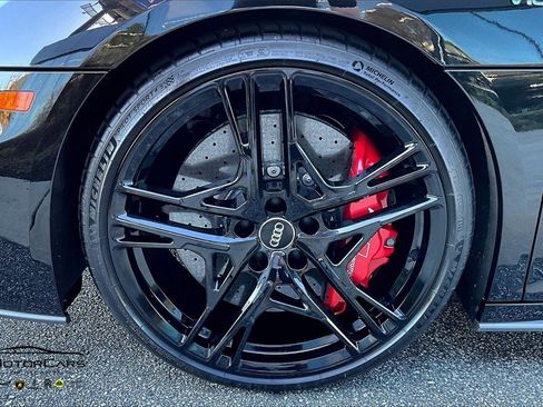 Used 2020 Audi R8 V10 performance image 10