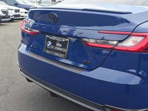 Used 2025 Toyota Camry SE w/ Multimedia Upgrade Package FWD image 13