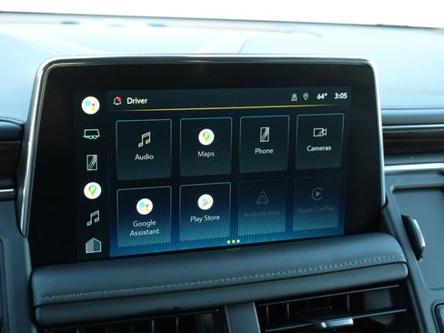 Used 2022 Chevrolet Tahoe Z71 image 12