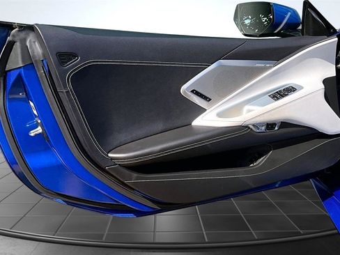 Used 2023 Chevrolet Corvette Stingray Preferred Cpe w/ Battery Protection Package RWD image 19