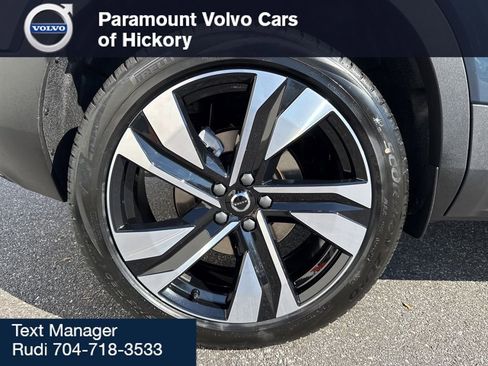 New 2026 Volvo XC40 B4 Plus w/ Climate Package image 9