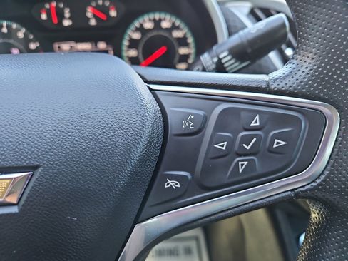 Used 2025 Chevrolet Malibu LT FWD image 13