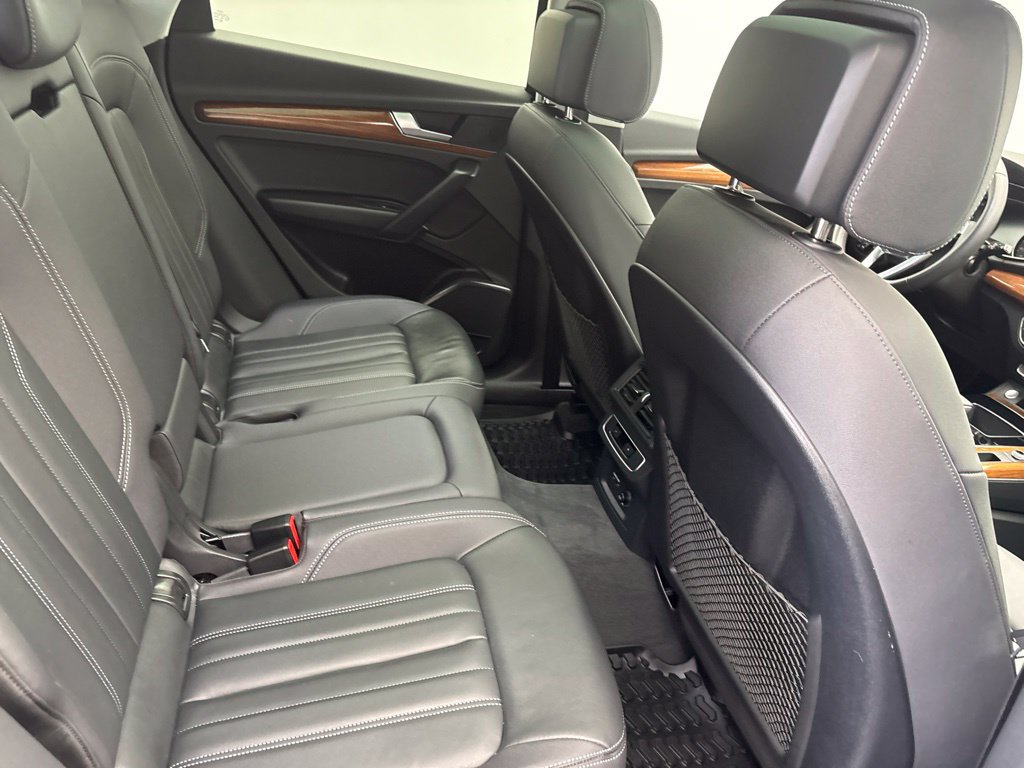 Certified 2023 Audi Q5 2.0T Premium w/ Convenience Package AWD/4WD image 30