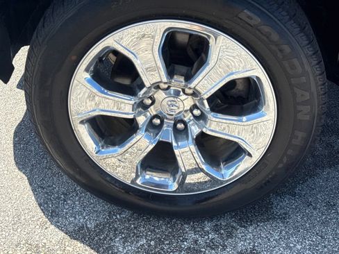Used 2023 RAM 1500 Big Horn AWD/4WD image 34