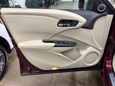 Used 2016 Acura RDX AWD w/ Technology Package image 11