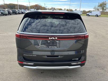 Used 2022 Kia Carnival EX