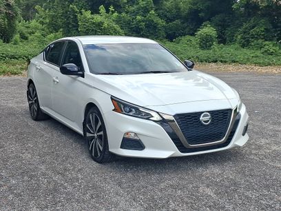 Used 2022 Nissan Altima 2.5 SR