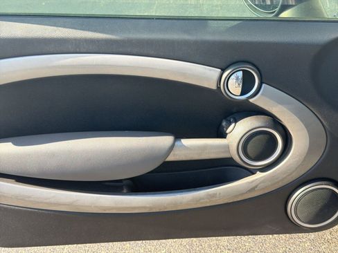 Used 2010 MINI Cooper S image 13