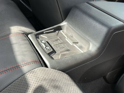 Used 2019 Chevrolet Camaro ZL1 image 28