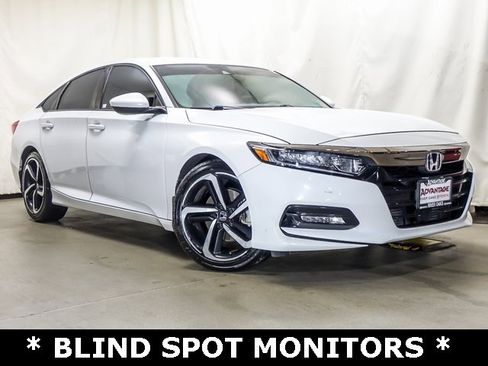 Used 2019 Honda Accord Sport image 2