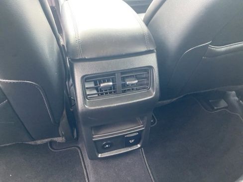 Used 2022 Ford Edge SEL w/ Convenience Package image 24