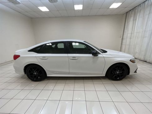 Used 2024 Honda Civic Sport image 24