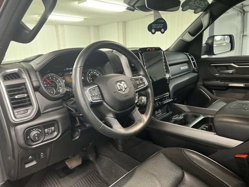 Used 2024 RAM 1500 Laramie AWD/4WD image 10