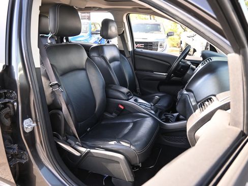 Used 2016 Dodge Journey Crossroad FWD image 26
