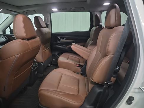 Used 2025 Subaru Ascent Touring w/ Popular Package #1 image 20